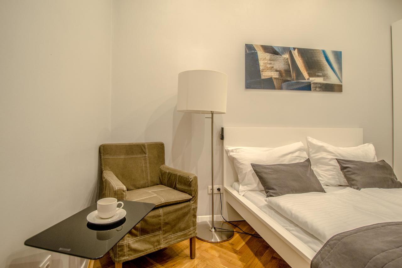 Vojtesska Apartment By Ruterra Prague Exterior photo
